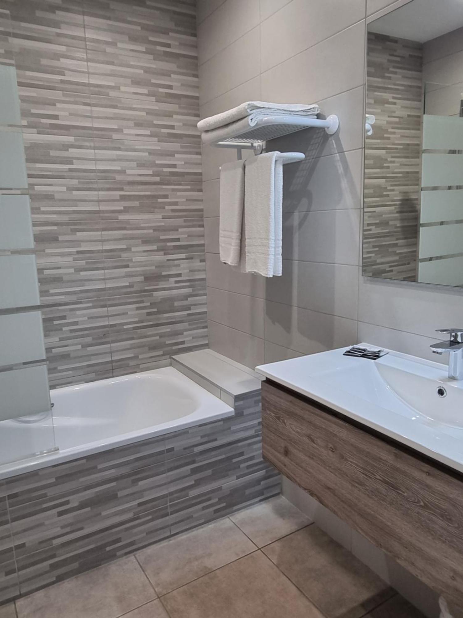 Ambeille Vue Hotel Collioure