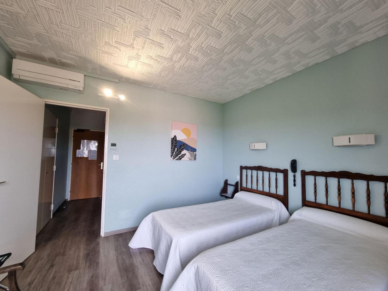 Hotel Ambeille Vue Mer Hotel 3*